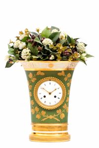 A lovely French Empire porcelain urn mantel clock, circa 1800 - image 1