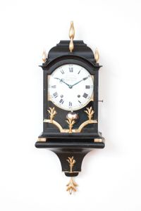 A small Swiss Louis XVI ebonised quarter striking bracket clock, DuComun, circa 1780 - image 1