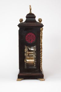An English table clock with date and moonphase for the Dutch market, James Smith, circa 1770 - image 4