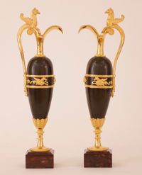 A pair of empire patinated bronze and fire gilded ewers, Circa 1810 - image 6