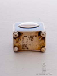 Een miniatuur Zwitsers Art Deco guilloche emaillen reisklokje, circa 18920 - afbeelding 7
