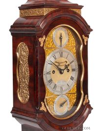 A very unusual English mahogany bracket wall clock, Chater & Sons. - image 3