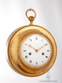 A French Empire ormolu annular striking cartel wall clock, circa 1800. - image 1