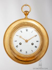 A French Empire ormolu annular striking cartel wall clock, circa 1800. - image 3