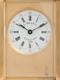 Een miniatuur Frans verguld messing reisklokje Le Roy & Fils, circa 1890. - afbeelding 3