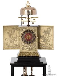 Une belle horloge lanterne japonaise "Dai Dokei" avec calendrier et double foliot, vers 1700 - image 1
