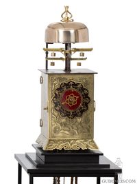 Une belle horloge lanterne japonaise "Dai Dokei" avec calendrier et double foliot, vers 1700 - image 2