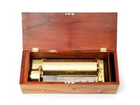 An early Swiss key-wound two per turn cylinder music box, Epee, circa 1845 - image 3