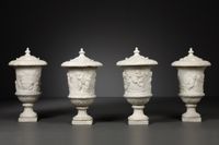 Four Dutch Louis XIV sculptural marble vases - image 2
