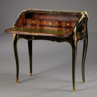 French Louis XV Lacquered Bureau, attributed to J.P. Latz - image 2