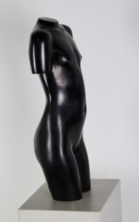 Eja Siepman van den Berg (Eindhoven 1943), 'Tors of a young woman', 1973 - image 9