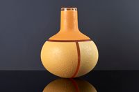 Mieke Groot (Alkmaar 1949), unique, clear glass, bottle shape vase. - image 1