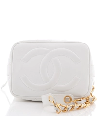 Chanel Drawstring Bucket Shoulder Bag in White Lambskin