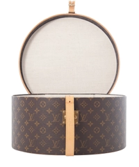 Louis Vuitton Hat Box in Monogram Canvas
