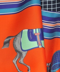 Hermès Maxi-Twilly Cut Couvertures Et Tenues De Jour