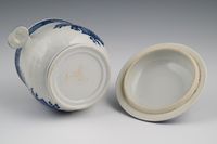 A Chinese porcelain sugar candy pot with cover - image 5