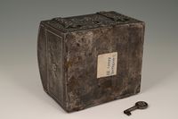 A Russian iron box. - image 7