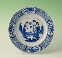 Een Chinees porseleinen schotel - afbeelding 3