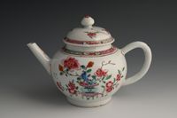 A Chinese Famille Rose teapot - image 3