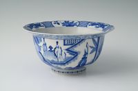 A Japanese porcelain “Klapmuts” bowl - image 3