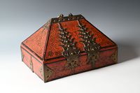 A wedding box - image 3