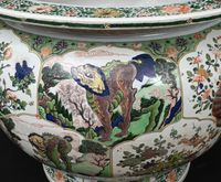 Een indrukwekkend paar zeer grote vissenkommen/cachepots in Kangxi-stijl. - afbeelding 2