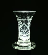 A collection of engraved glasses - image 2