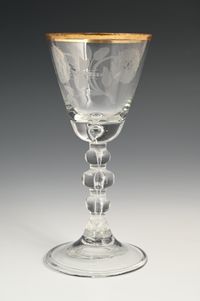A collection of engraved glasses - image 5