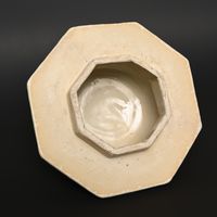 A large Chinese Famille Rose Vase - image 6