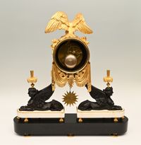 An exceptional Louis Seize mantel clock. - image 5