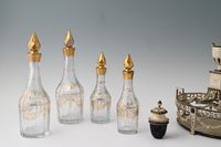 An 18th century Dutch oil and vinegar / cruet set - image 5