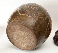 A large Chinese brown-glazed vase - image 10