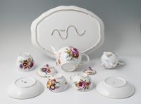 A rare Meissen tête-à-tête tea set - image 4