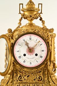 Henry Dasson – Monumental clock with matching candlesticks. - image 5
