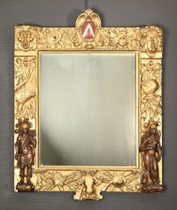 Ein einzigartiger vergoldeter Spiegelrahmen mit schöner Holzschnitzerei. - image 2