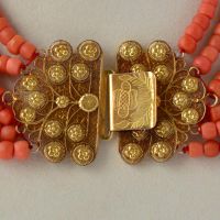 Antique coral necklace - image 2