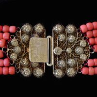Antique coral necklace - image 3