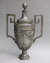 Pewter wall fountain - image 3