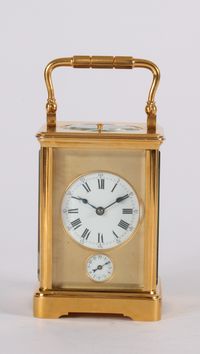A French gilt brass quarter repeating alarm carriage timepiece circa 1880 - image 2