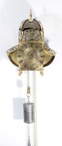 A good English brass striking and alarm 'wings' lantern clock, circa 1680 - image 3