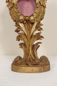 A late 18th century giltwood relic or watch stand - image 4
