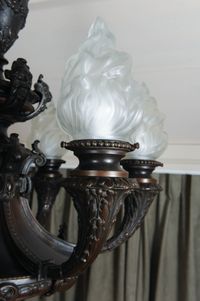 A very heavy bronze, late 19th century, 6-light chandelier of very good quality.  - image 4