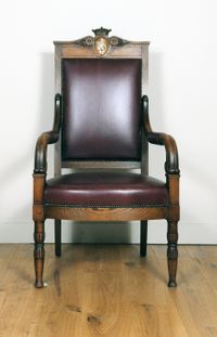 An historical important armchair from the townhall of the Dutch city The Hague. - image 2