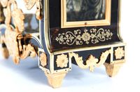 Small Decorative Louis XIV Boulle Inlaid Bracket Clock, circa 1720 - image 5