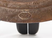 A lovely pair of far East bronze circular wall decoration circa 1880 - image 2