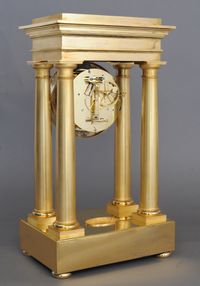 High quality early Empire four pillar mantel clock by Dieudonné Kinable - afbeelding 7