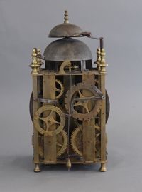 A very unusual 18th century clock  signed - afbeelding 4