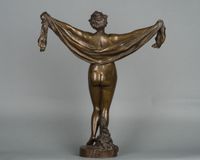 A nice patinated bronze of a nude lady holding a scarf, circa 1880 - image 4