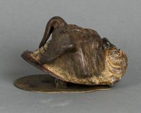 Vienna bronze wall clip of a bulldog head, circa 1900 - image 3