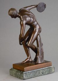 A high quality bronze of athlete Discus-thrower (discobolus), circa 1900 - image 2